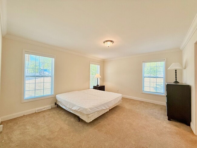 Building Photo - You’re here. You’re home. You’re happy.