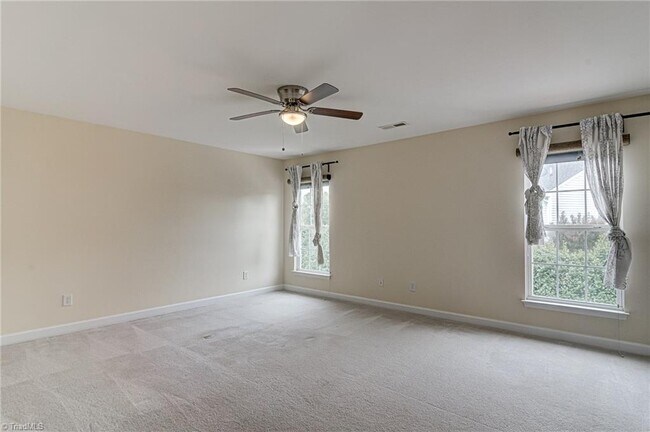 Building Photo - 3970 Fountain Village Ln