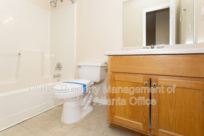 Building Photo - 50 Indian Springs Dr NE