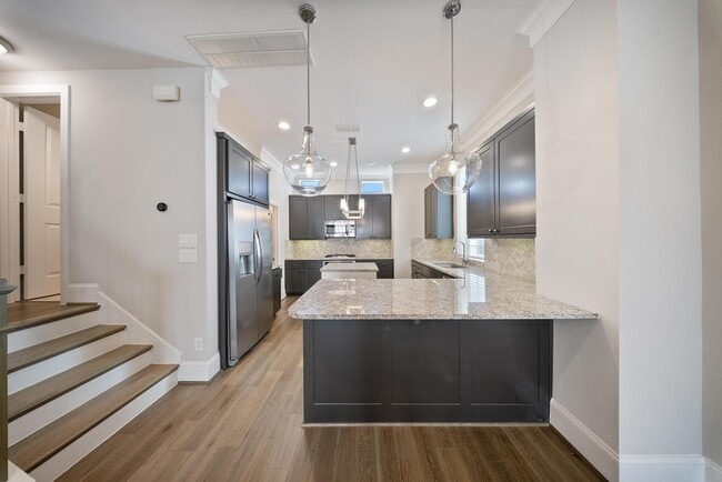 Building Photo - 6755 Highclere Manor Ln