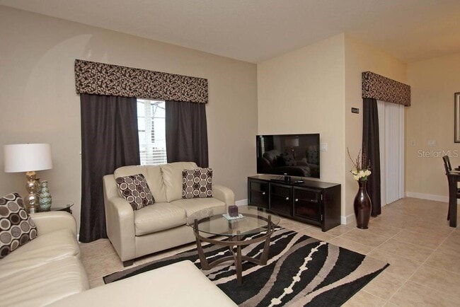 Building Photo - 3053 Beach Palm Ave