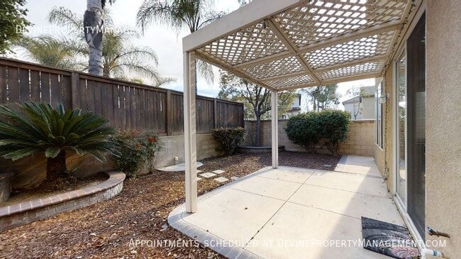 Building Photo - 14124 Visions Dr