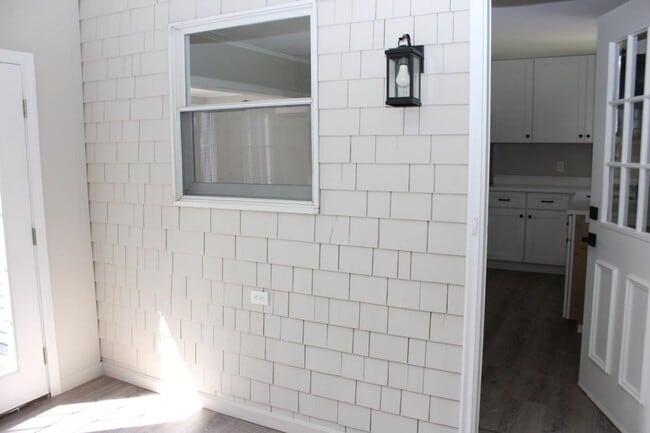 Building Photo - Adorable 2 Bedroom in Moultonborough - *PR...