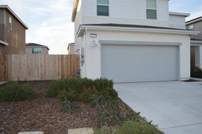 Building Photo - 2459 Robledo Wy