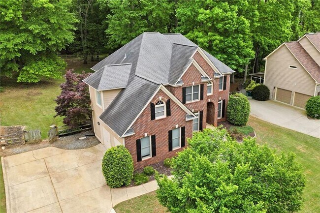 Building Photo - 2058 Woodside Park Dr
