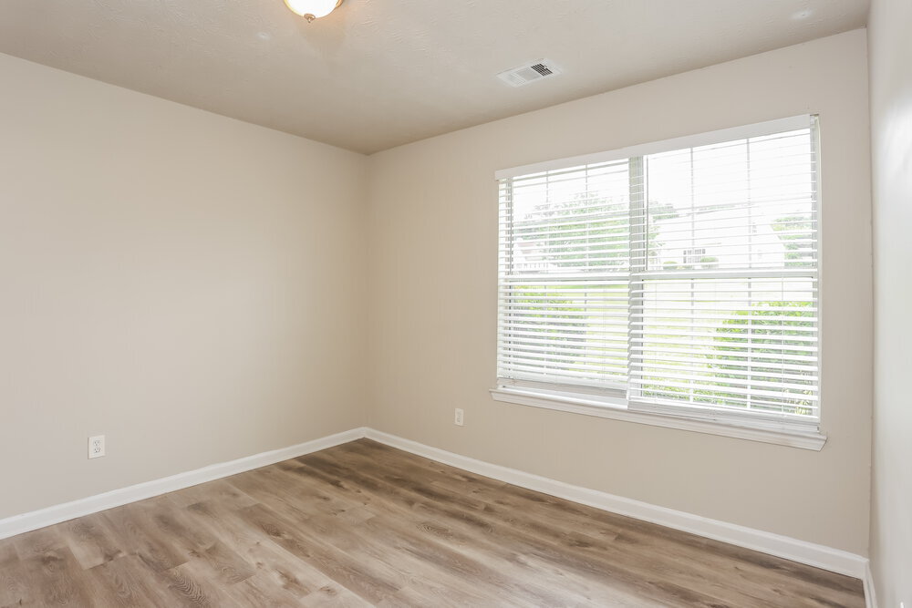 Building Photo - 5660 Black Berry Row
