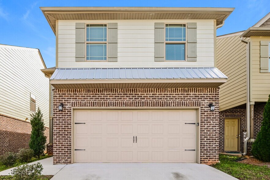 Primary Photo - 1213 Faye Ct