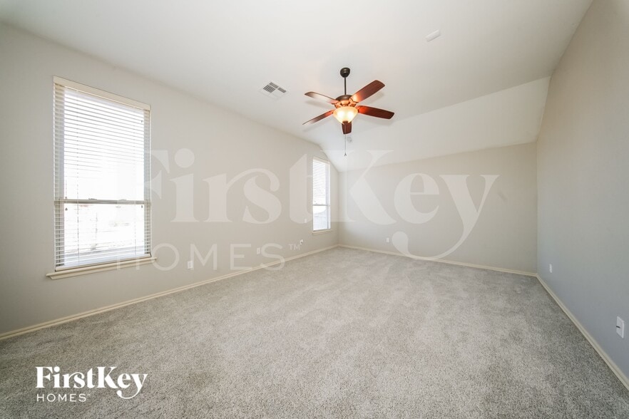 Building Photo - 3100 Carnoustie Dr