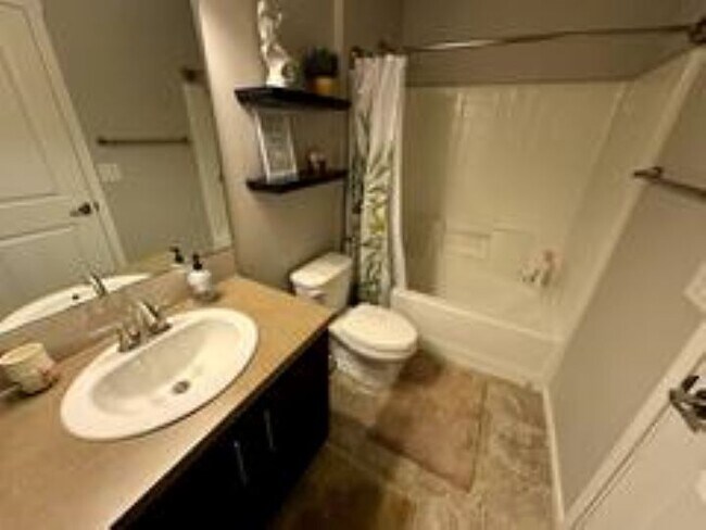 Building Photo - 9105 Merritt Ave SE