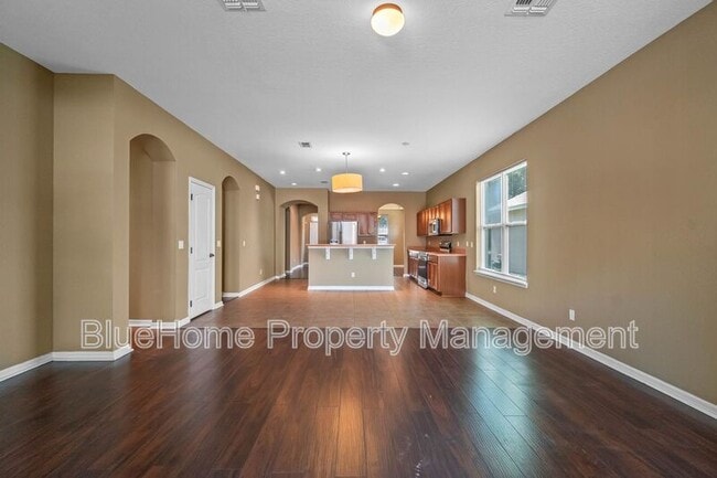 Building Photo - 13130 Penshurst Ln