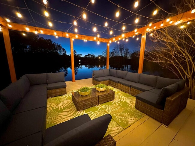 Building Photo - 15076 Audubon Lake Blvd