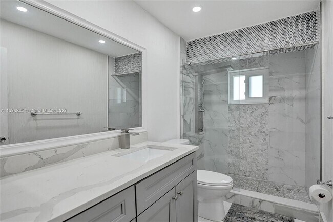 Building Photo - 8350 NW 15th Ct