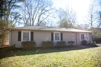 Building Photo - 24 Barclay Dr