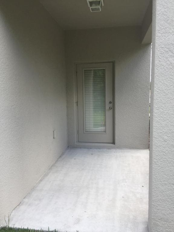 Building Photo - 9618 Pembrooke Pines Dr