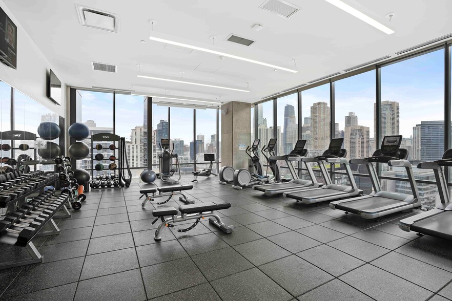 Building Photo - 420 N Franklin St