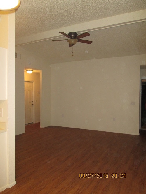 Building Photo - 9835 Meadow Way