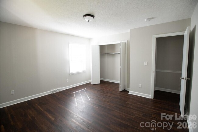 Building Photo - 9100 Nash Ave