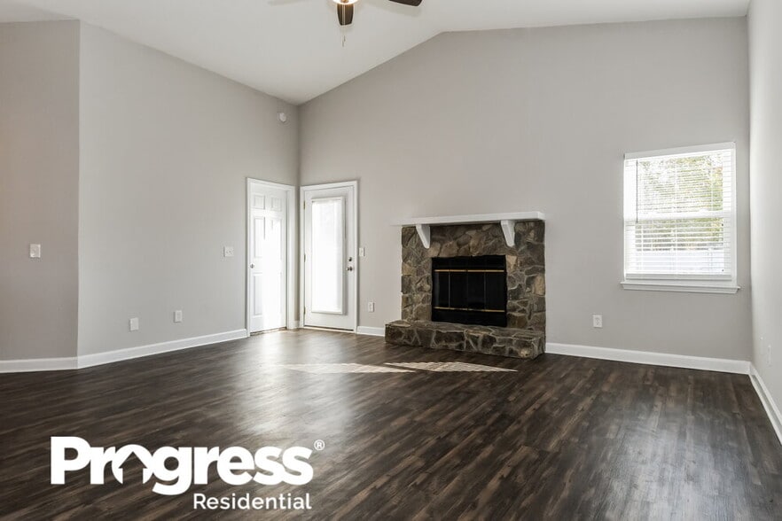 Building Photo - 10843 Rutherford Ct