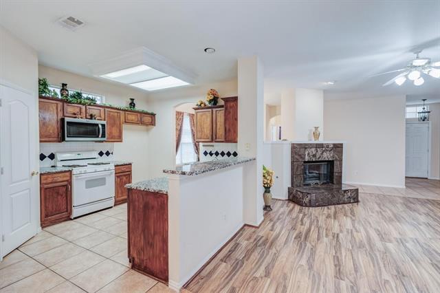 Building Photo - 4521 Highridge Dr