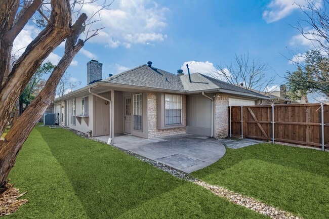 Building Photo - Charming 3 Bed, 2 Bath Single-Story Home in Richardson, TX - Available for Lease!