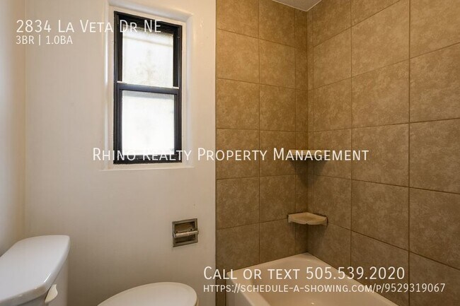 Building Photo - 2834 La Veta Dr
