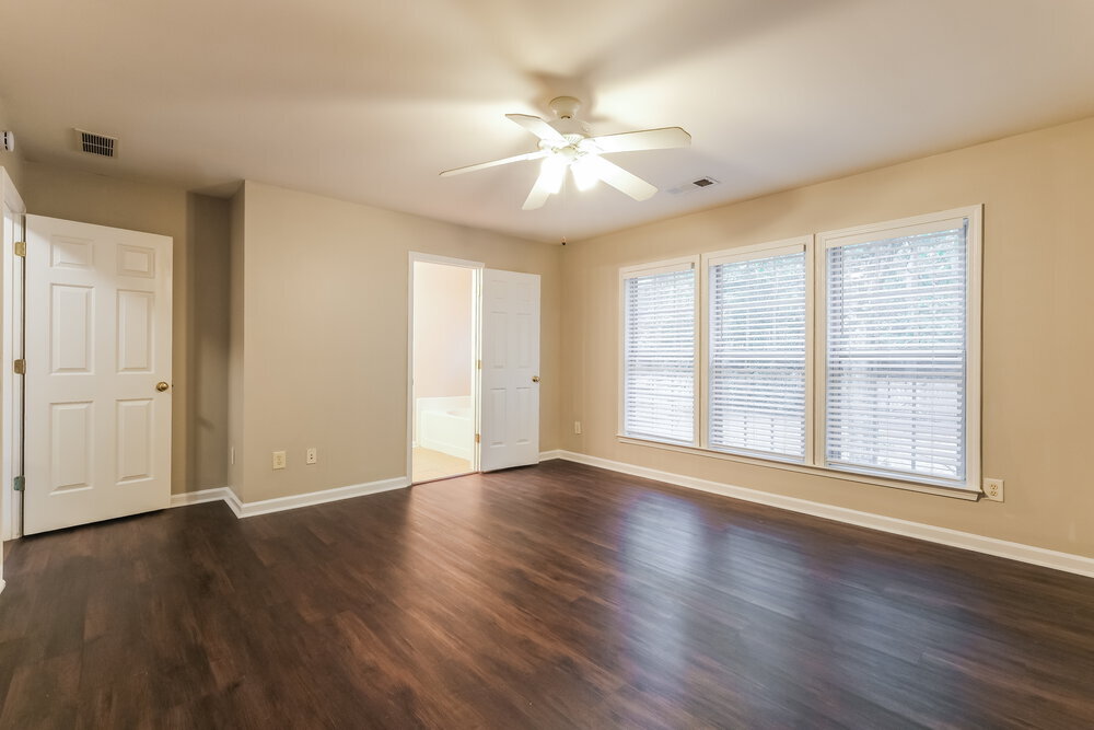 Building Photo - 6365 Whirlaway Dr