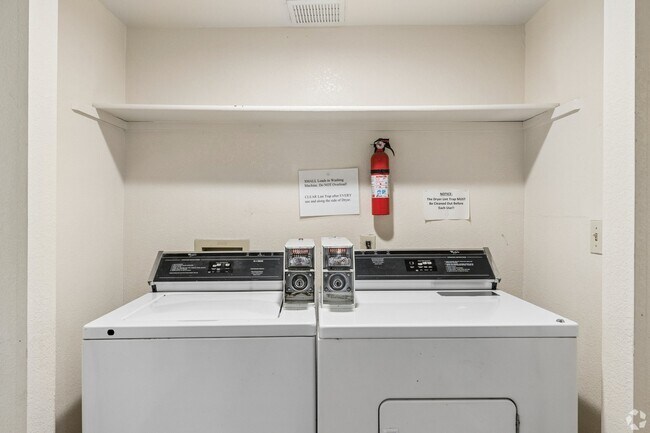 Building Photo - 51 S Maricopa St