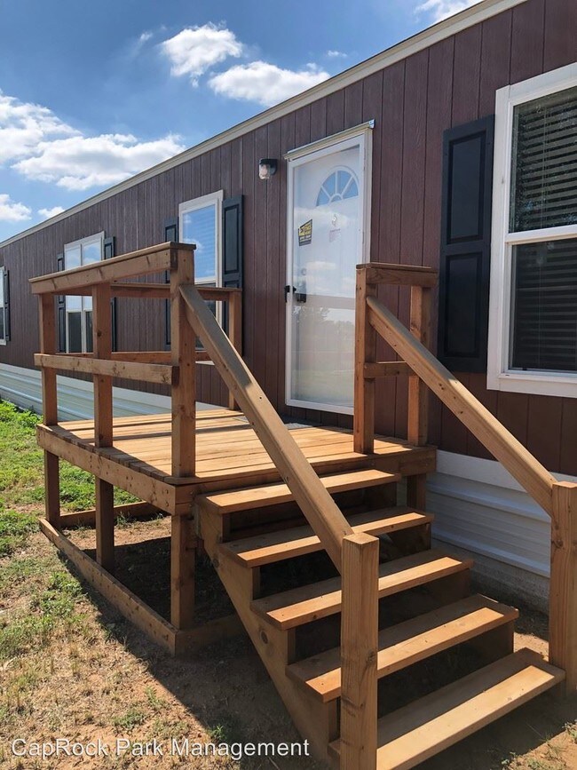 Building Photo - 4701 E Rice St