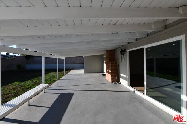 Building Photo - 3125 Jacinto Ave