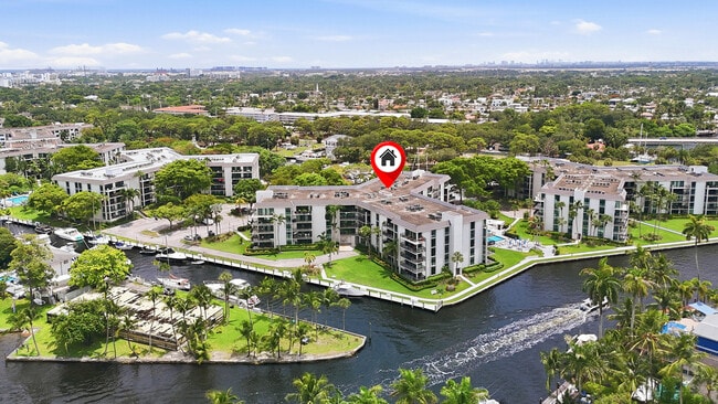 Building Photo - 1301 River Reach Dr