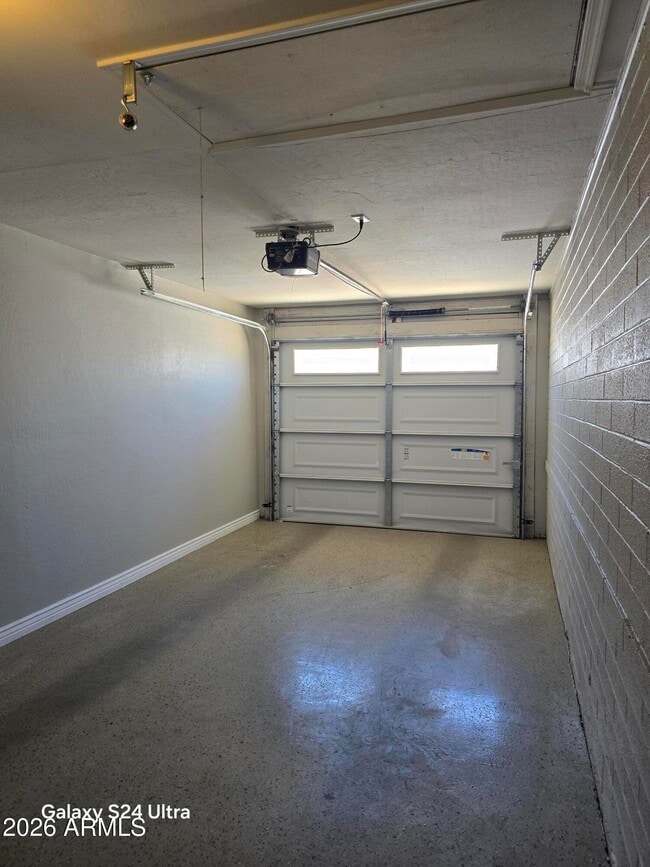 Building Photo - 1133 E Butler Dr
