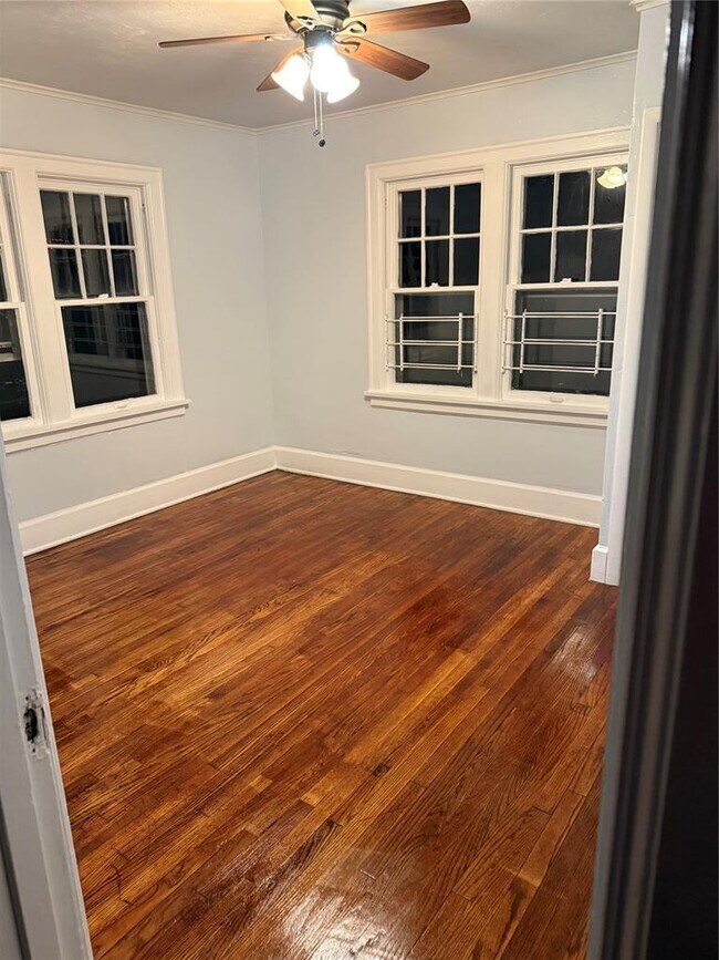 Building Photo - 1537 NW 45th St