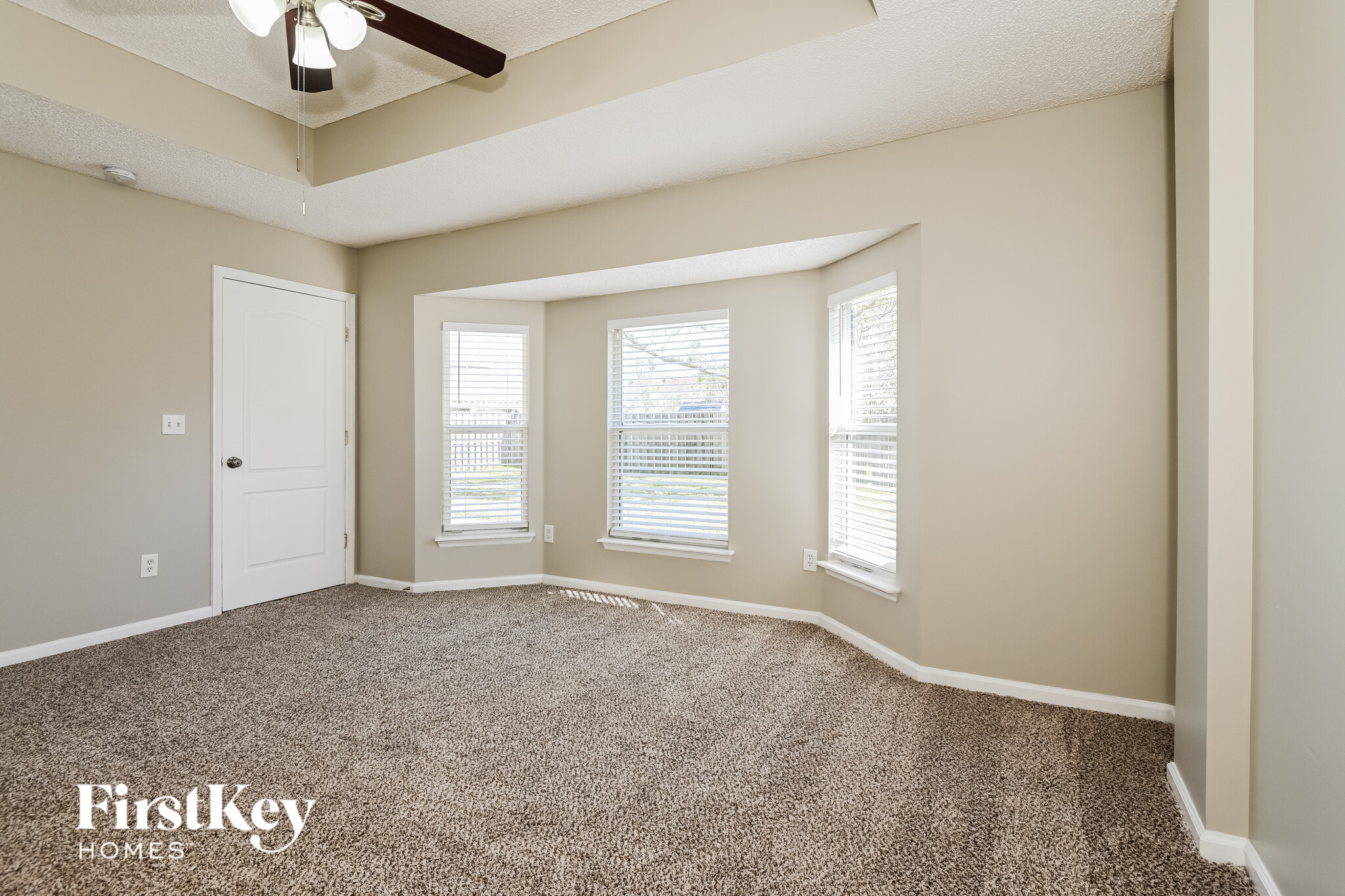 Building Photo - 6983 Lafayette Park Dr