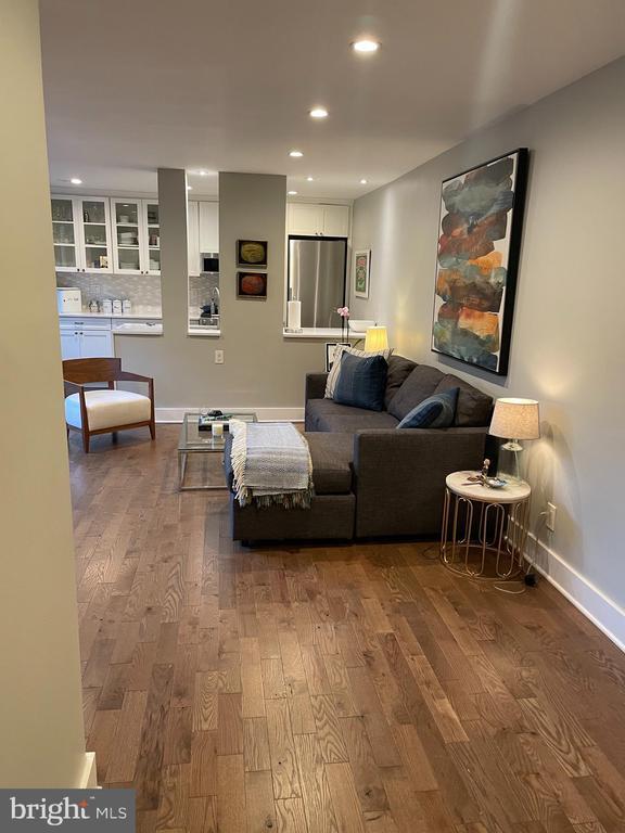 Building Photo - 1601 18th St NW