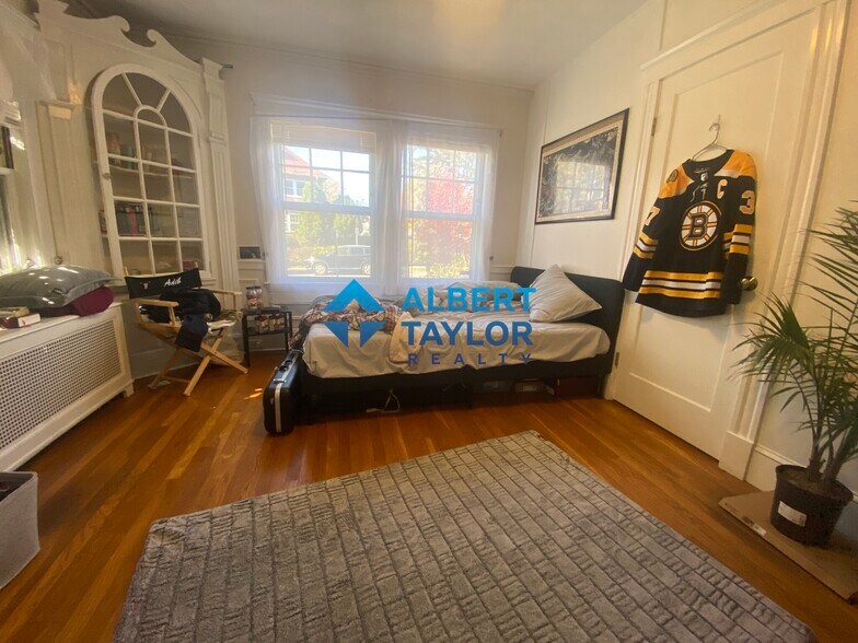 Building Photo - 200 Commonwealth Ave