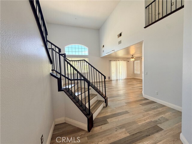 Building Photo - 15096 Fox Ridge Dr