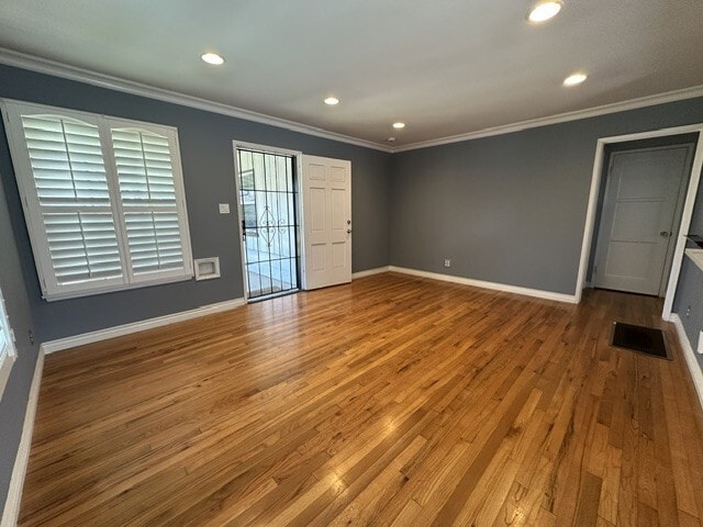 Living room - 8320 Kittyhawk Ave