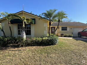 Building Photo - 13220 SW 86th Ln