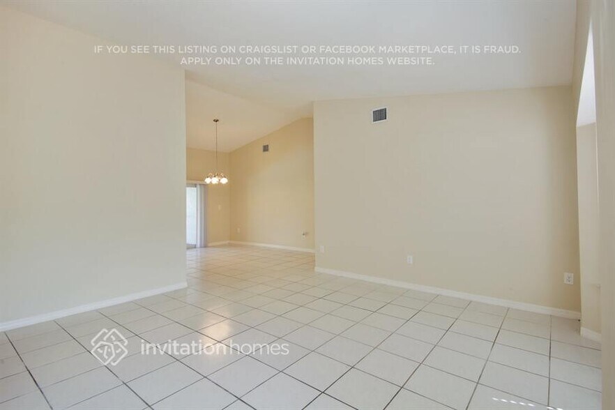 Building Photo - 15341 SW 139th St
