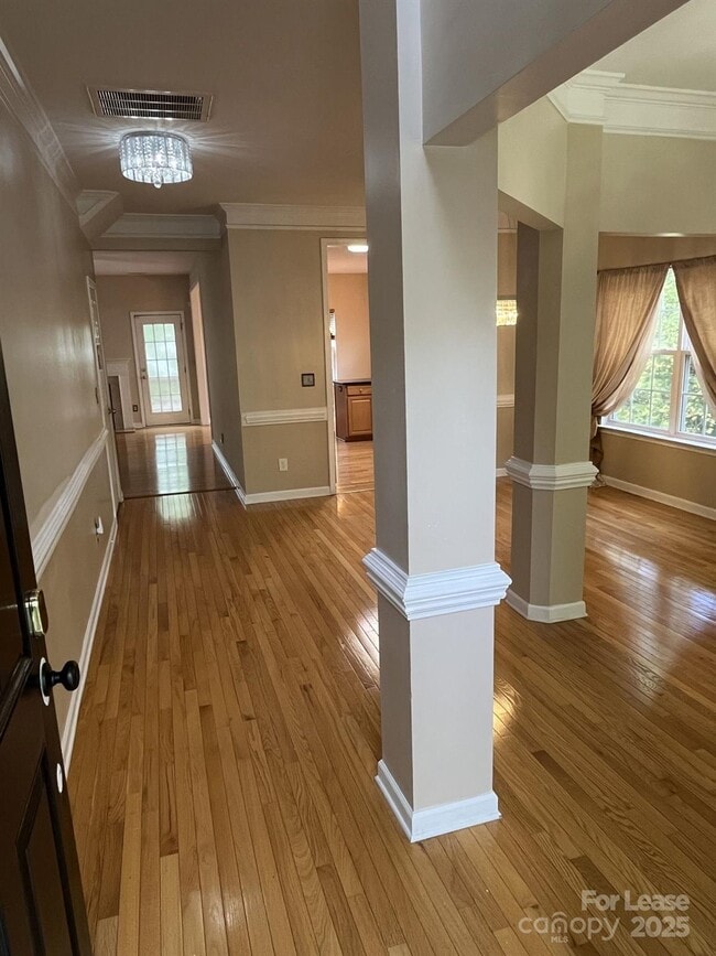 Building Photo - 8619 Delamere Ln