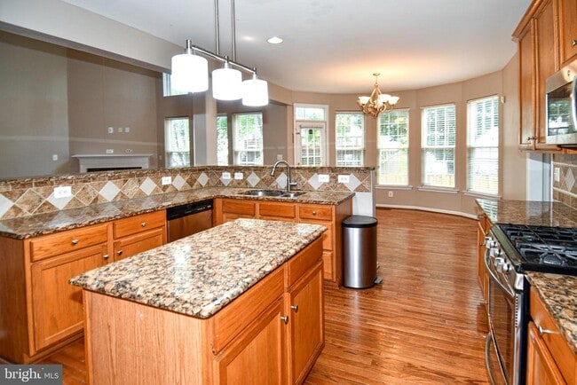 Building Photo - 13039 Quate Ln
