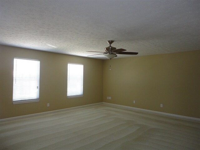 Building Photo - 1376 Blue Ridge Ln