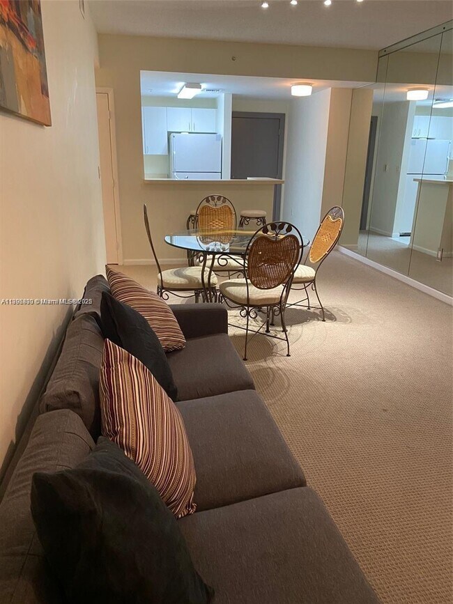 Primary Photo - 185 SE 14th Terrace