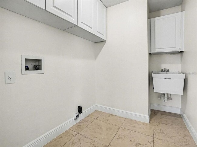 Building Photo - 7728 Glynde Hill Dr