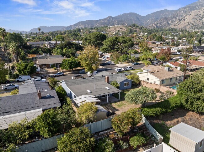 Building Photo - "Charming 3-Bedroom Sylmar Home with Cozy Fireplace and Spacious Living - 1540 Sq Ft of Comfort!"
