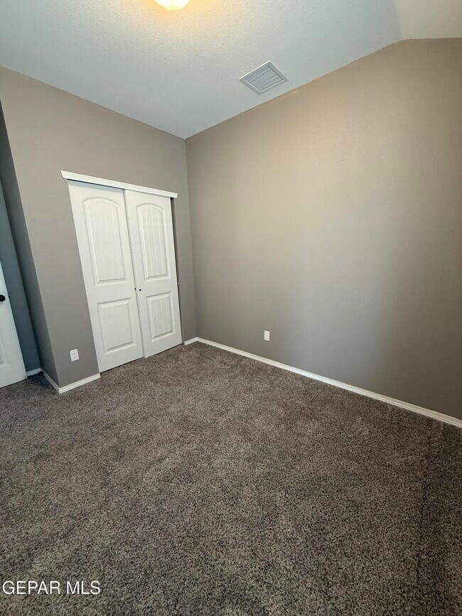 Building Photo - 14609 Carlo Alvarado Dr