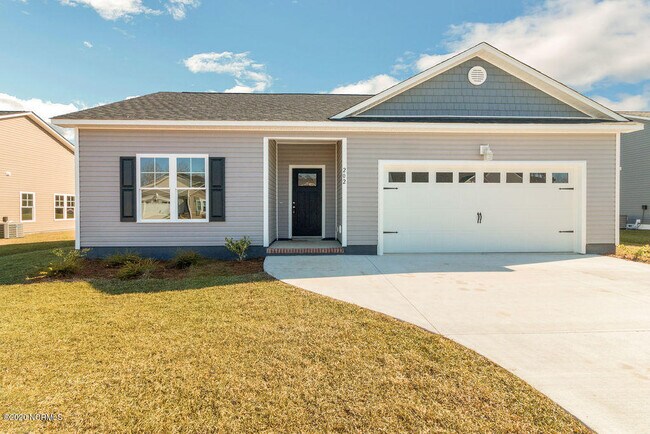 Primary Photo - 202 Garland Shores Dr
