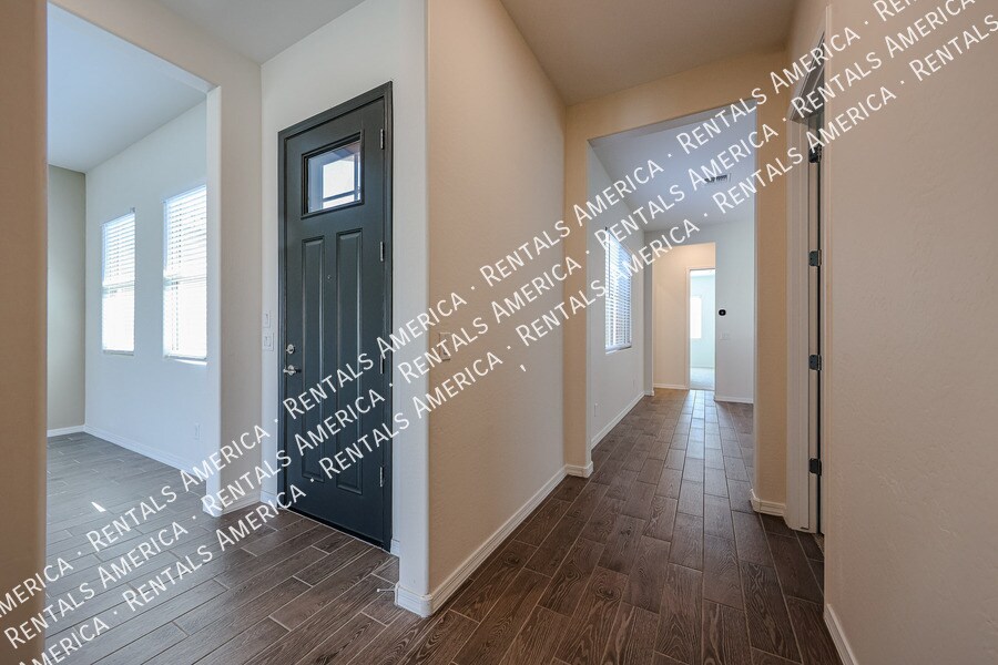 Building Photo - 44716 N 44th Ave
