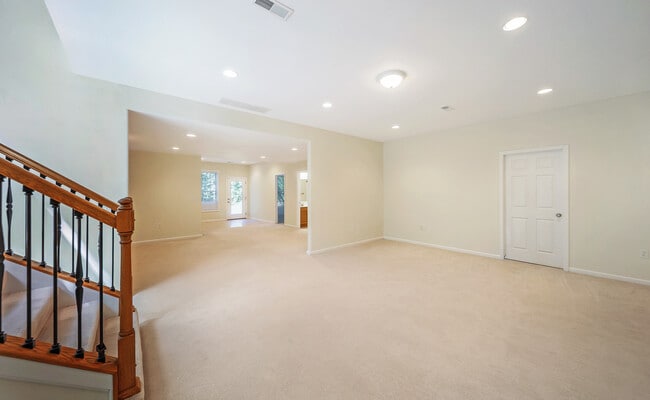 Building Photo - 814 Marit Drive