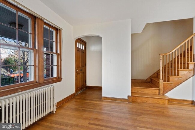 Building Photo - 1403 K St SE